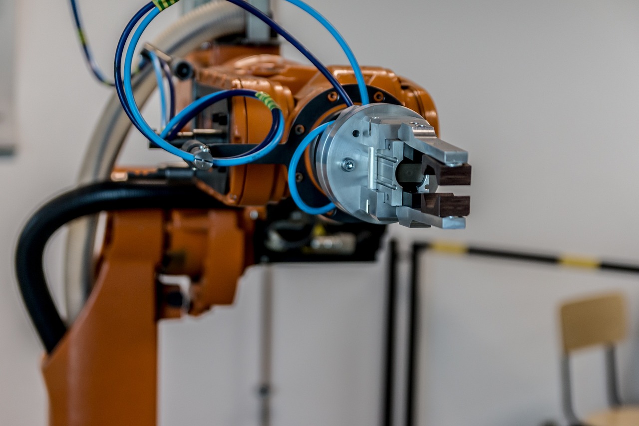 industrial automation robot conveyor